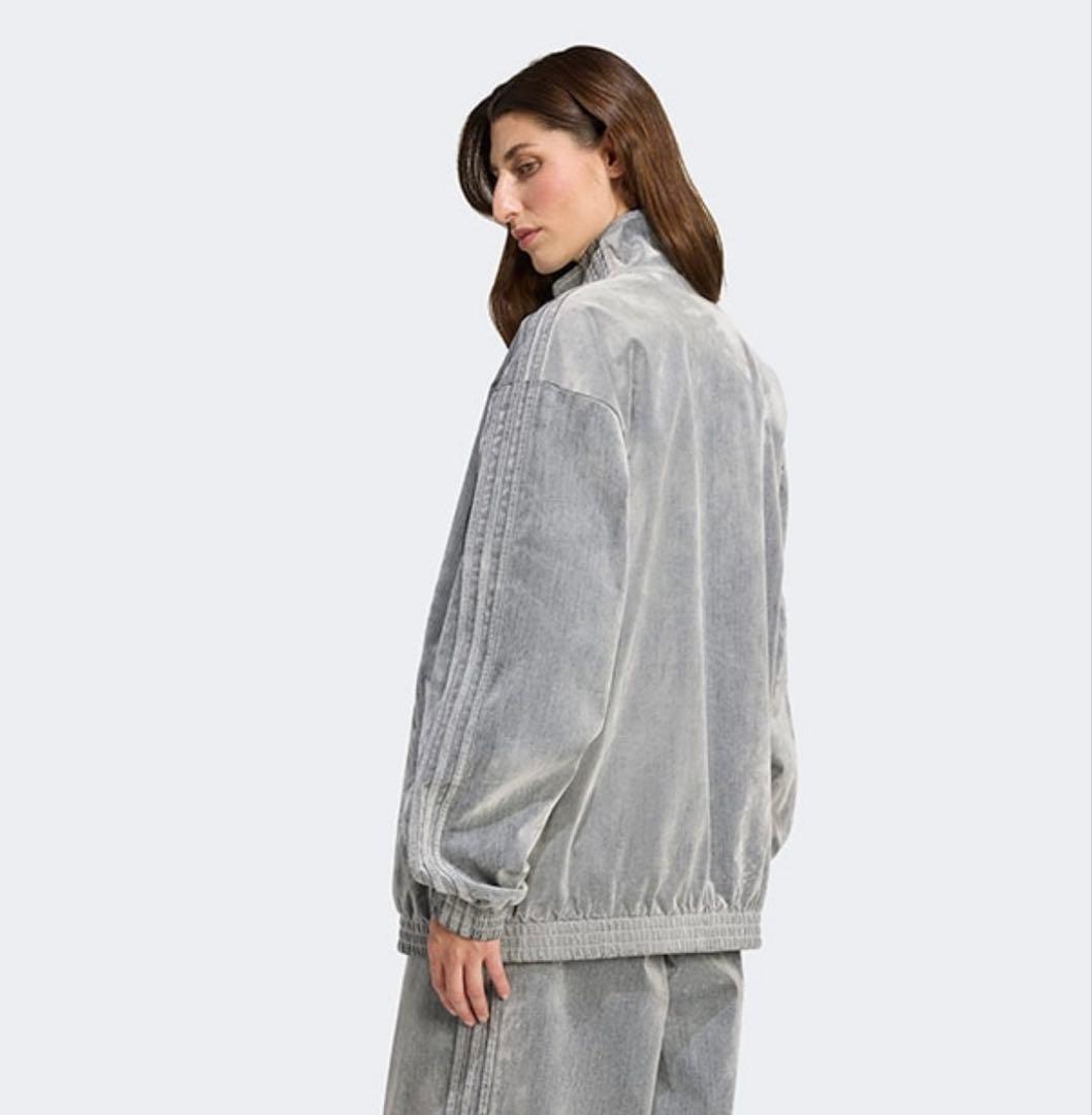 新品　Ｍ　adidas 起毛ツイル　オーバーサイズファイアーバードトラックトップ