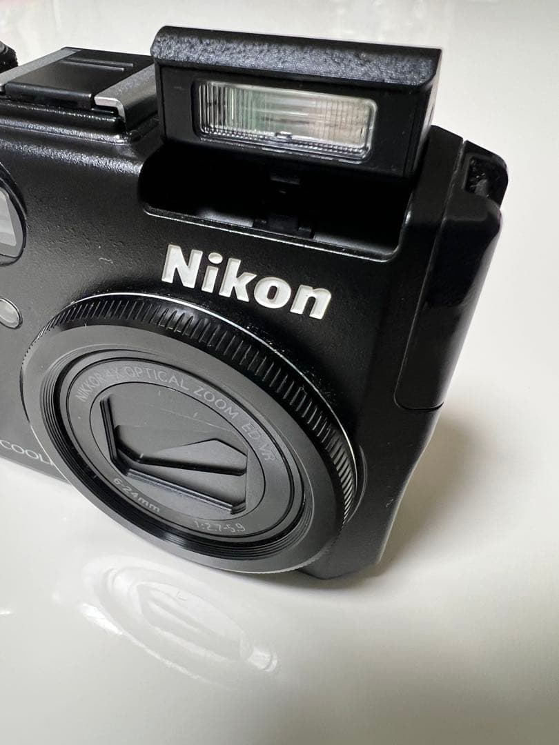 【美品】Nikon ニコン　COOLPIX P6000 デジタルカメラ