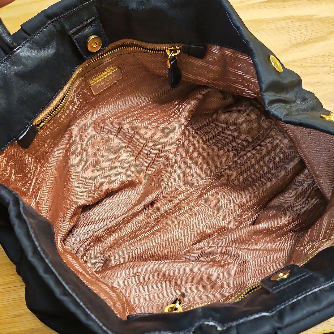 【週末限定値下げ】PRADA ブラック リボン付き バッグ