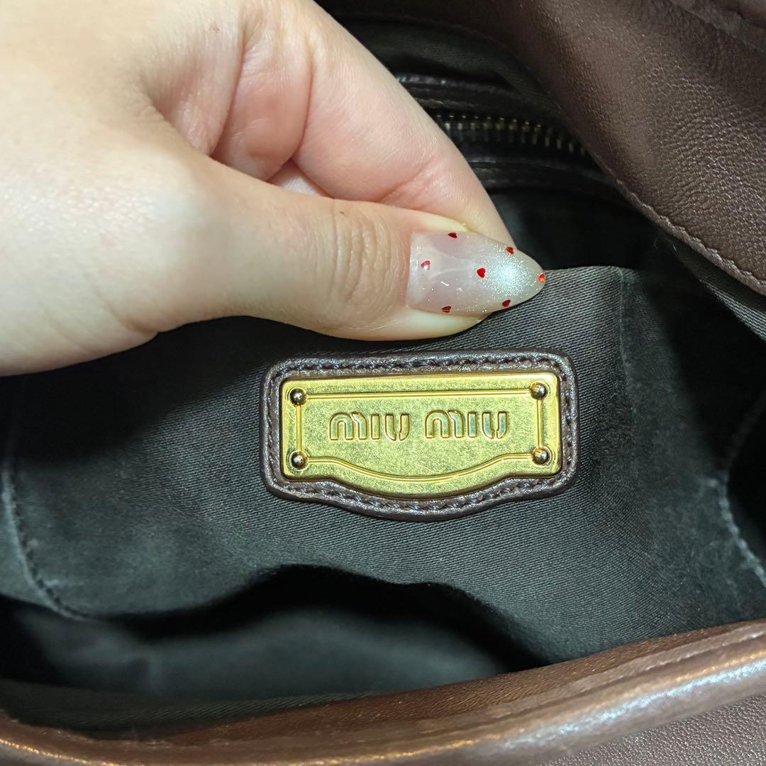 ミュウミュウ　MIUMIU マトラッセ　バッグ　ショルダー