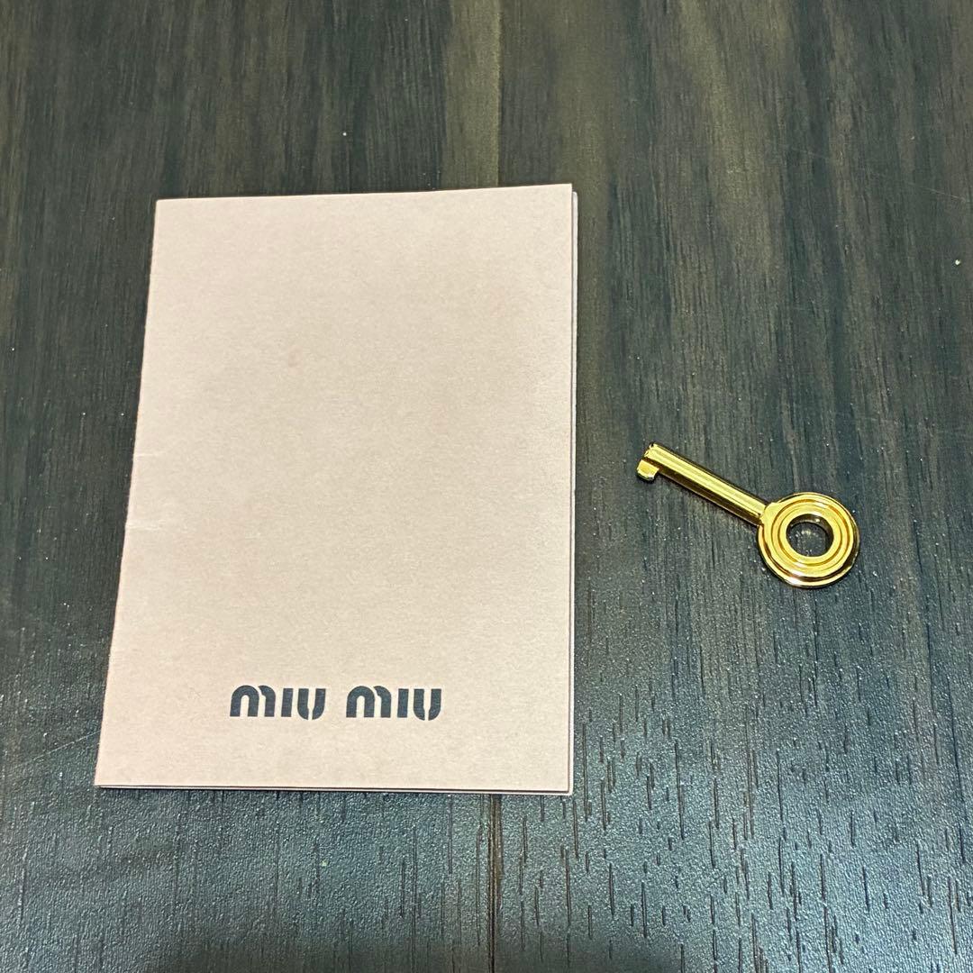 ミュウミュウ　MIUMIU マトラッセ　バッグ　ショルダー