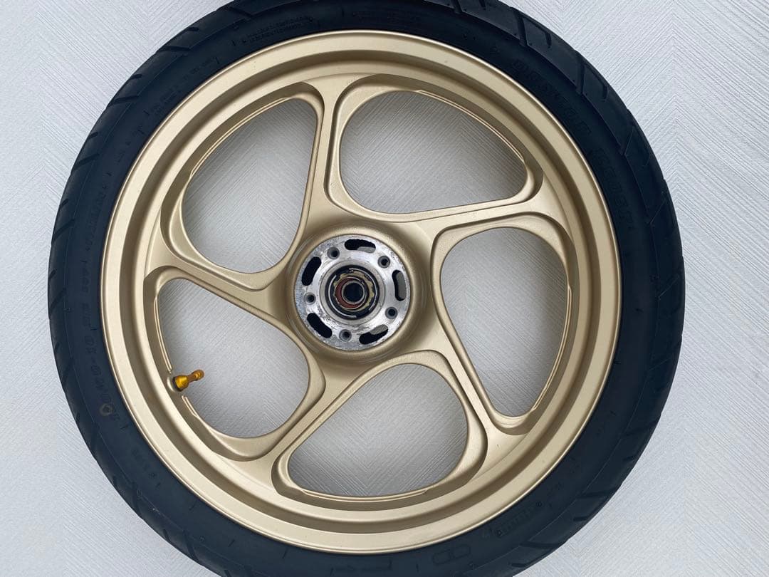 Zaki ゼファー1100 純正ホイール・タイヤ