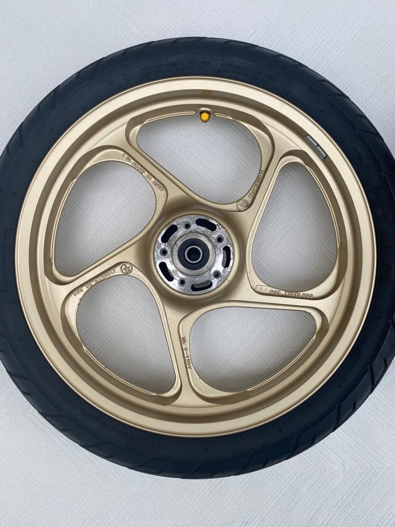 Zaki ゼファー1100 純正ホイール・タイヤ