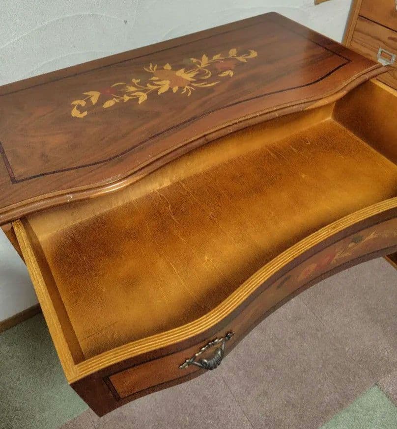 象嵌　チェスト　4段　猫脚