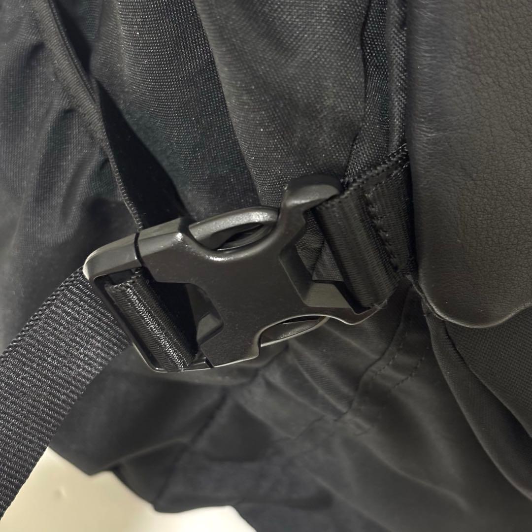 BURLAP OUTFITTER ear 撥水レザーコンビライトリュック　黒