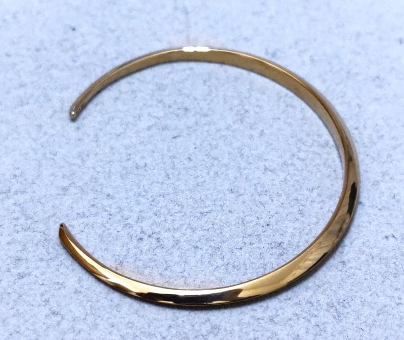 ete エテ ゴールドカラー SV925　SILVERバングル　40460