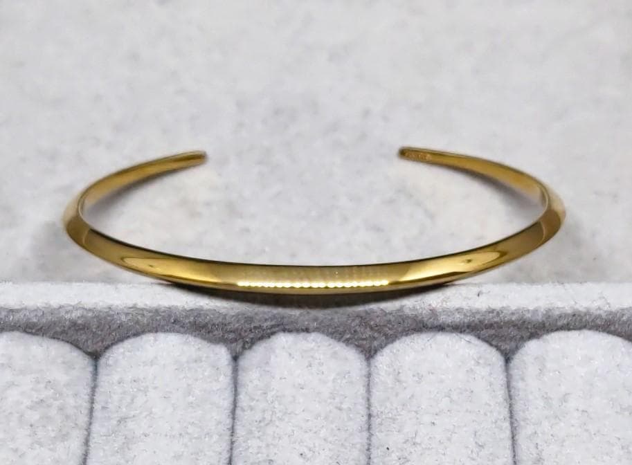 ete エテ ゴールドカラー SV925　SILVERバングル　40460