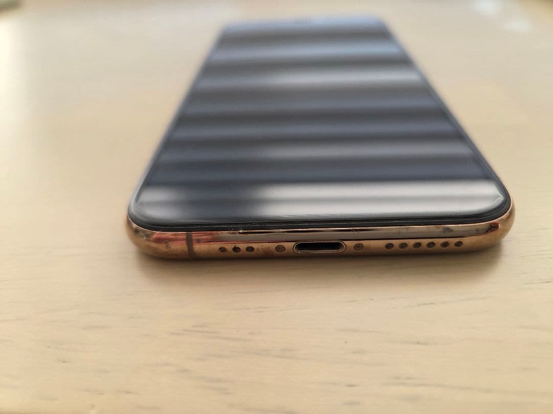 iPhone11pro　256GB