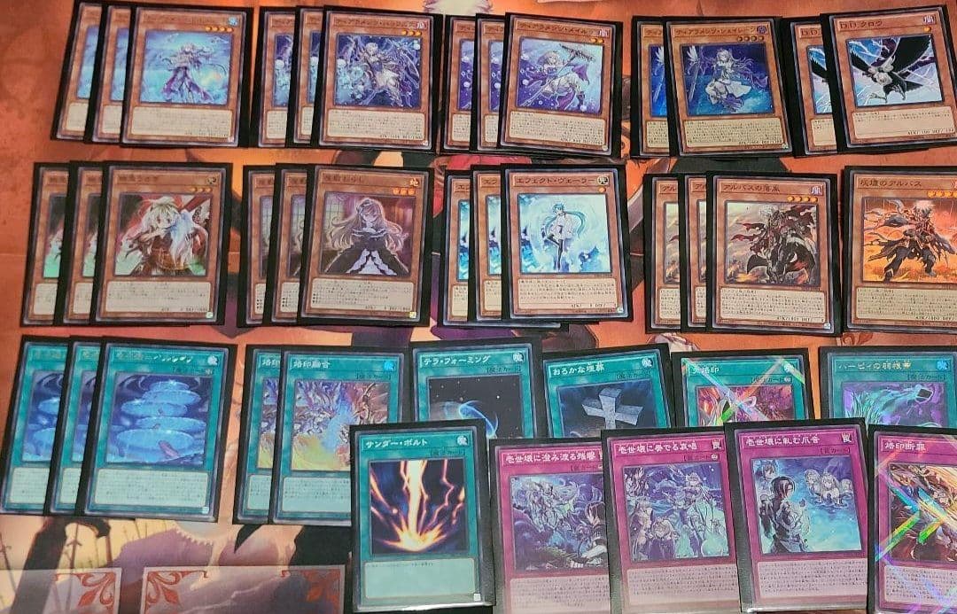 遊戯王　引退品　デッキ　スリーブ　パーツ　まとめ　セット