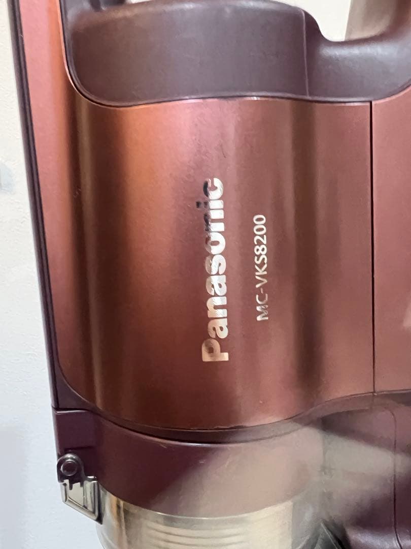 ジャンク　パナソニック コードレス掃除機 MC-VKS8200