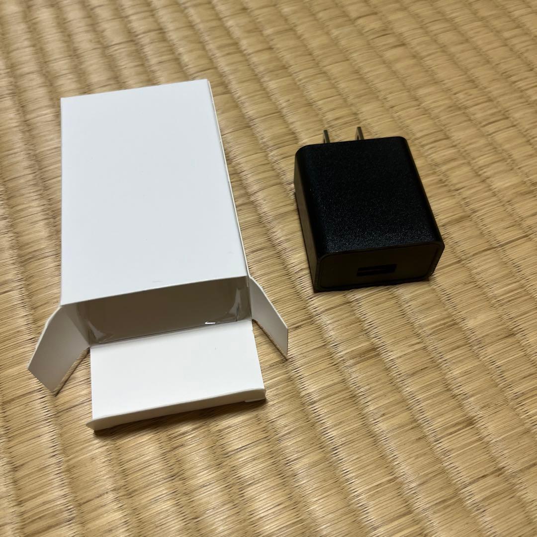 15.6型　モバイルディスプレイ　ポータブルモニター 本体 ケーブル付き