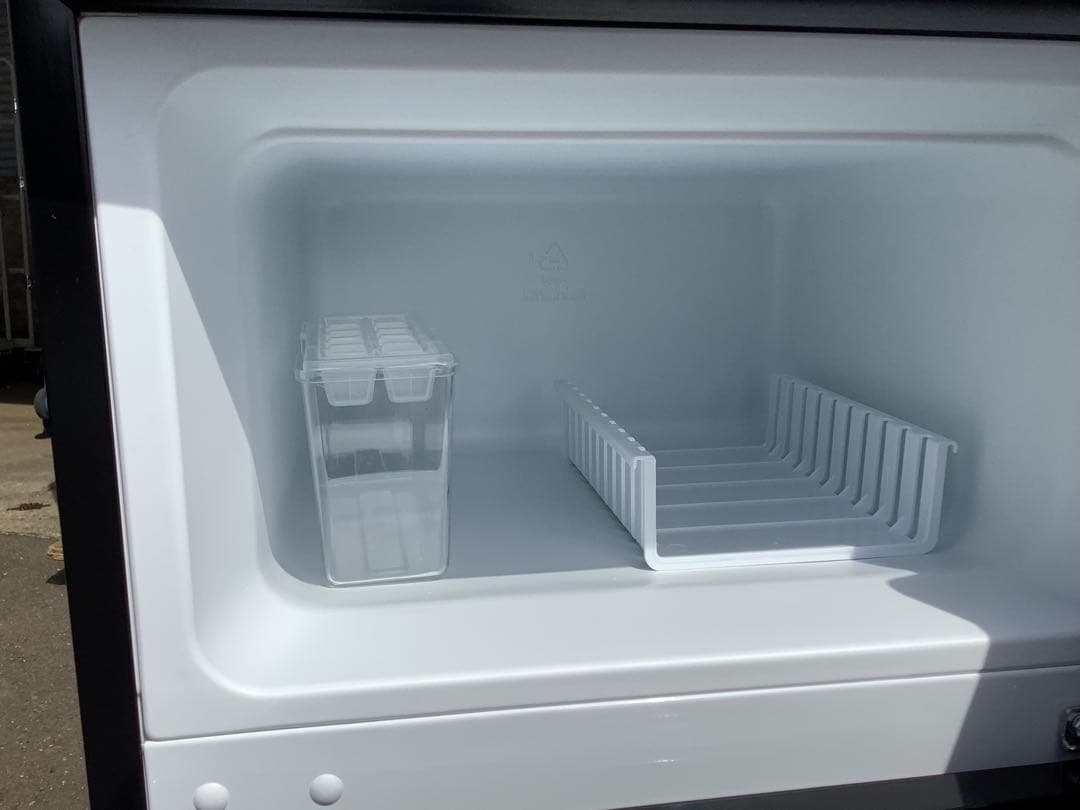 Confee 2ドア冷蔵庫 90L RCT90BL(E) 2023年製 日本美的