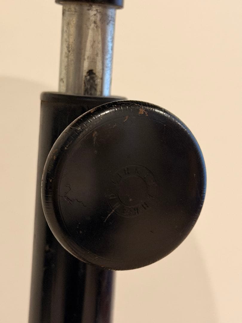 スツール Friso Kramer\" for Ahrend stool 1960