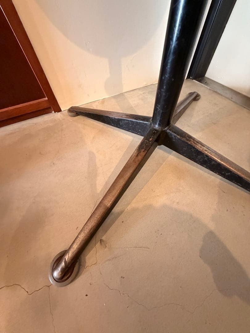 スツール Friso Kramer\" for Ahrend stool 1960