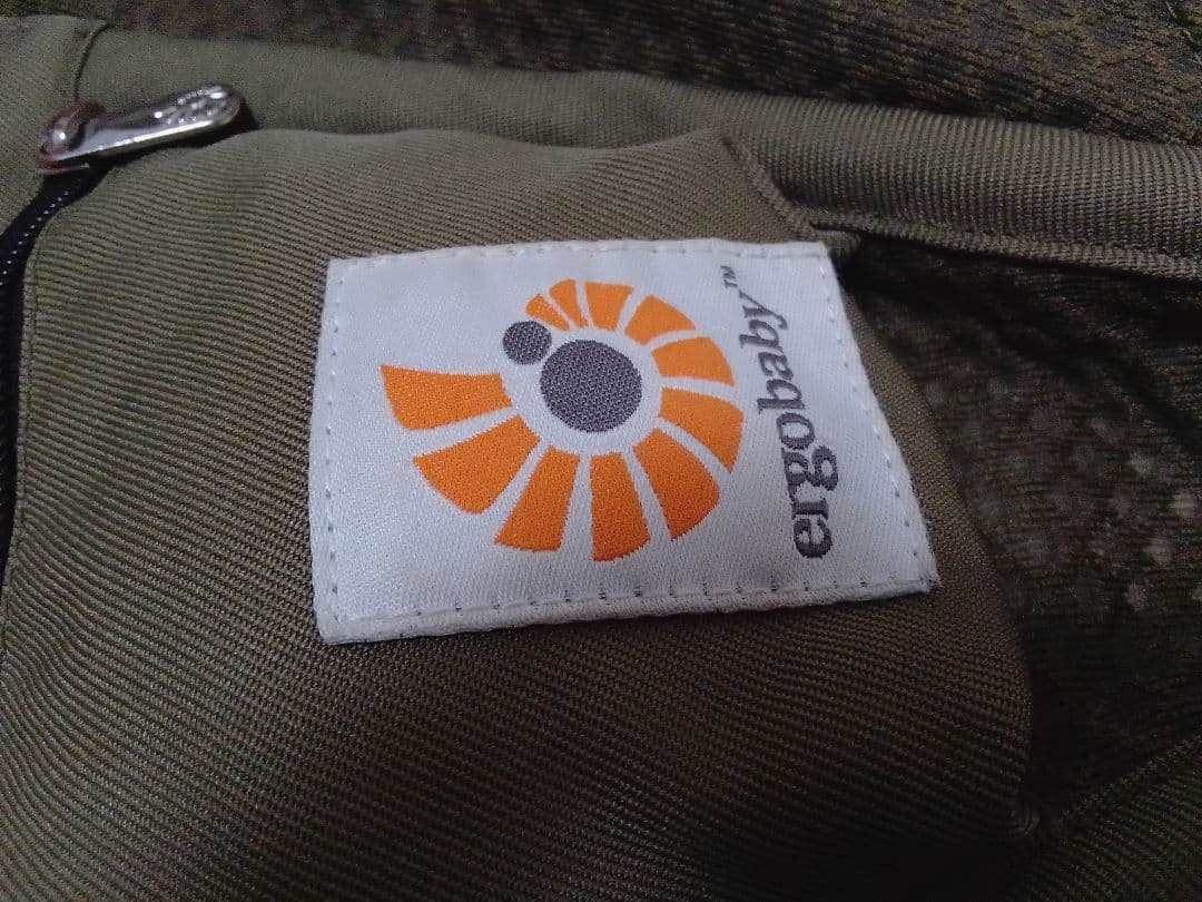 エルゴベビー オムニブリーズ オリーブグリーン 抱っこひも メッシュ エア 正規