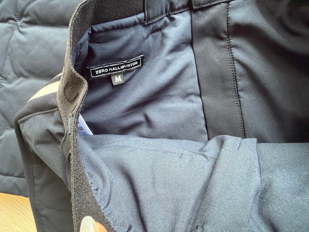 ZERO HALLI BURTON ゴルフウェアM ネイビー　セットアップ