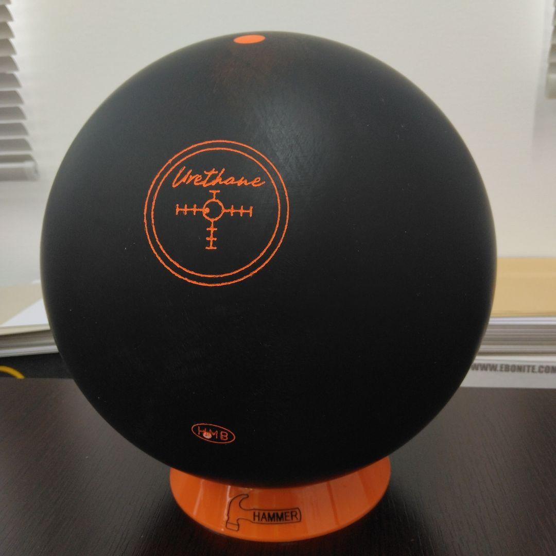 HAMMER BLACK WIDOW ボウリングウレタンボール14p4ozです。