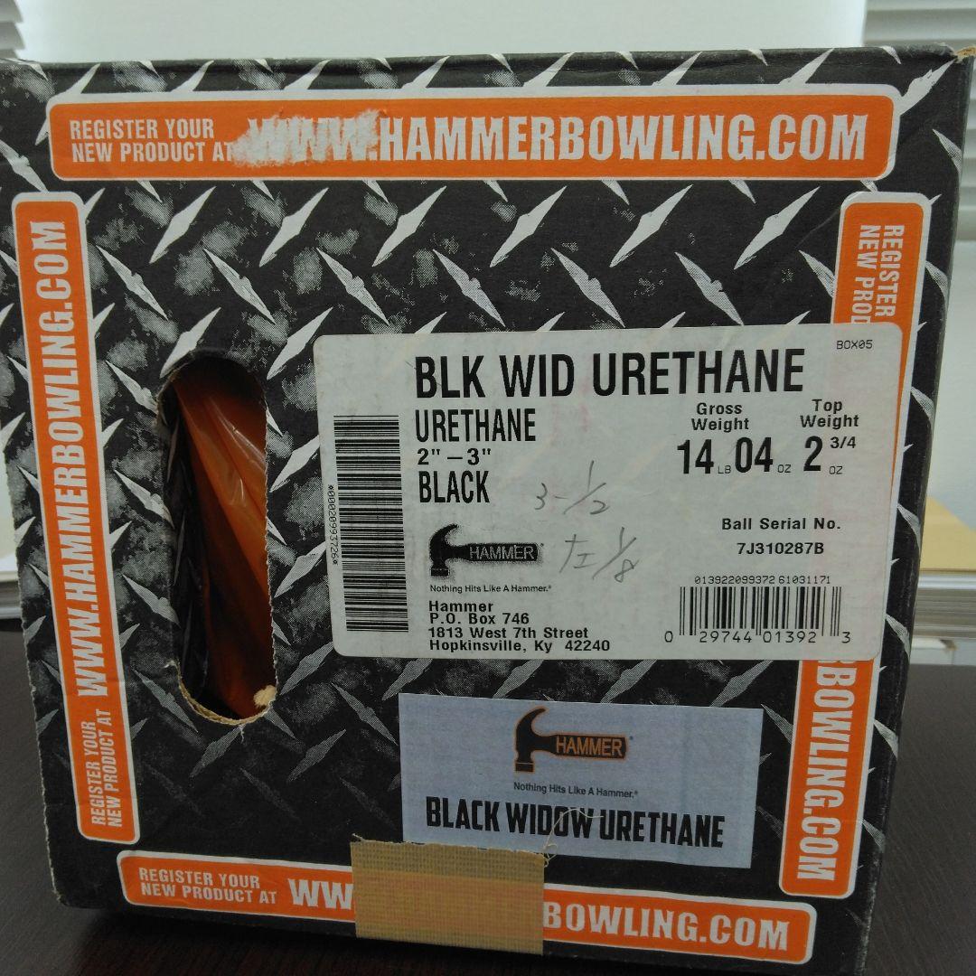 HAMMER BLACK WIDOW ボウリングウレタンボール14p4ozです。