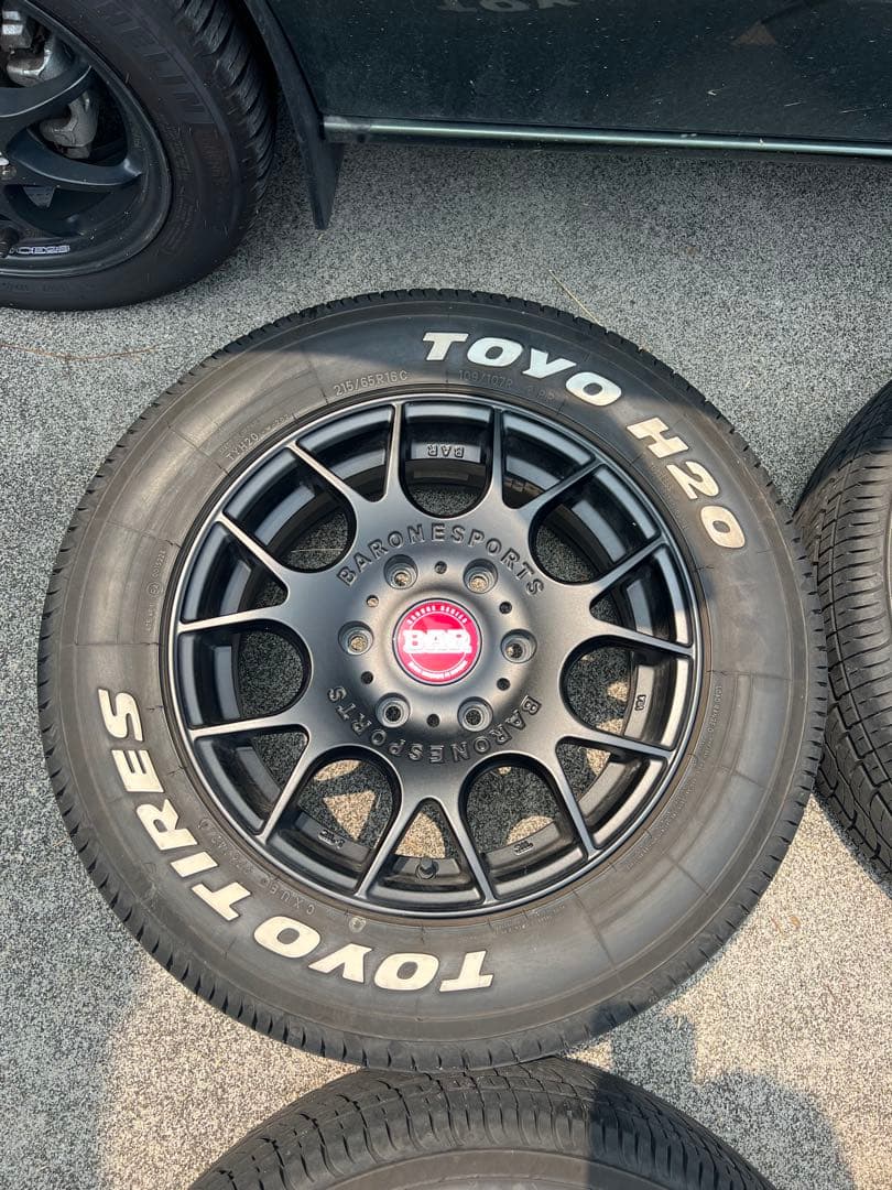 FABULOUS ファブレス 16インチ TOYO H20 215/65R16C