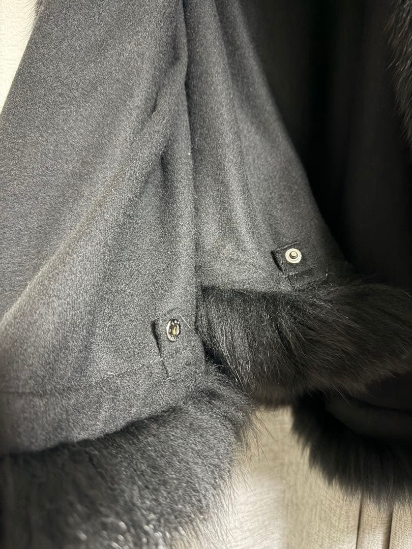 SAGA FURS カシミヤ100%　ブルーフォックス　ポンチョ