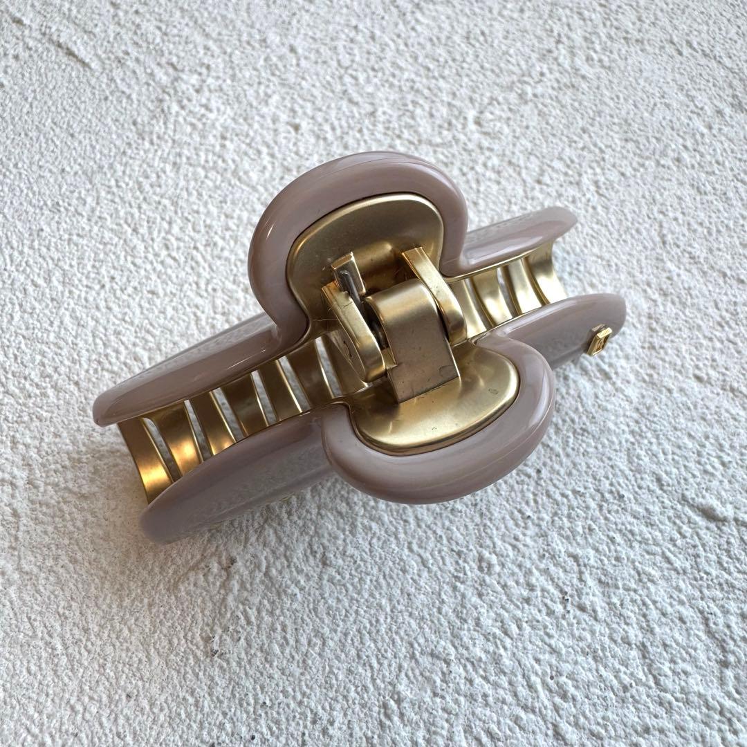 アレクサンドルドゥパリ ヴァンドーム M ヘアクリップ ゴールド ベージュ