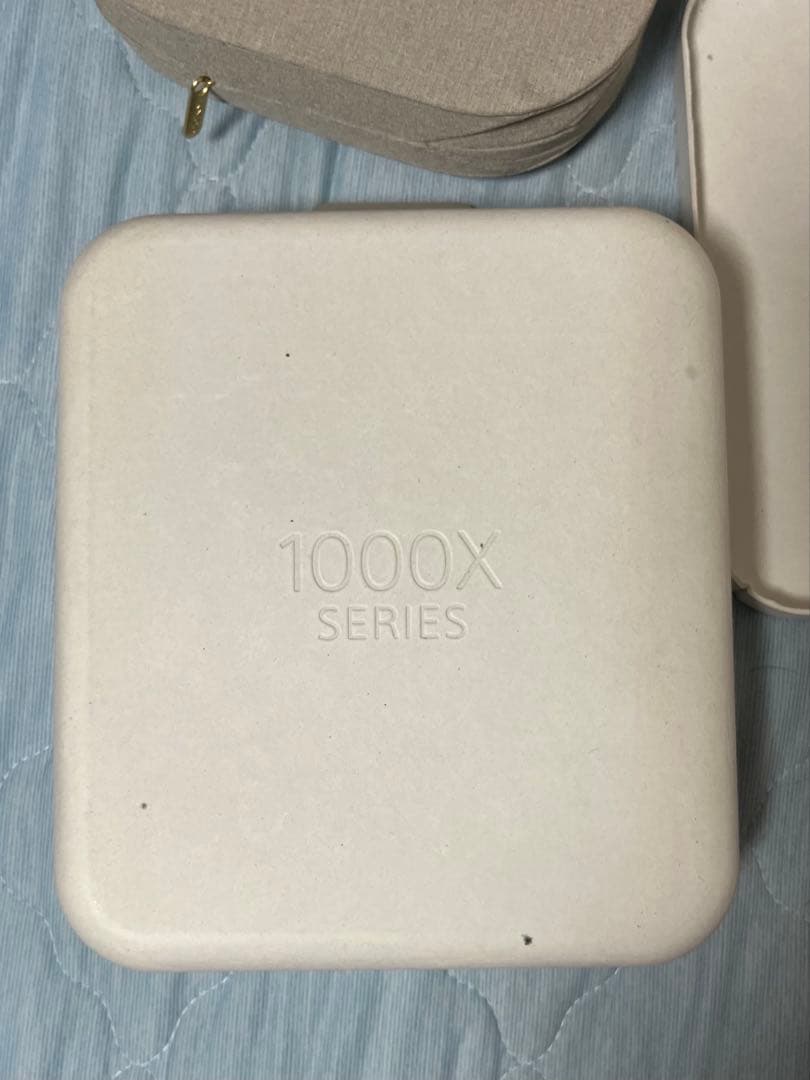 sony wf-1000xm5 ワイヤレスヘッドホン ベージュ 収納ケース付き