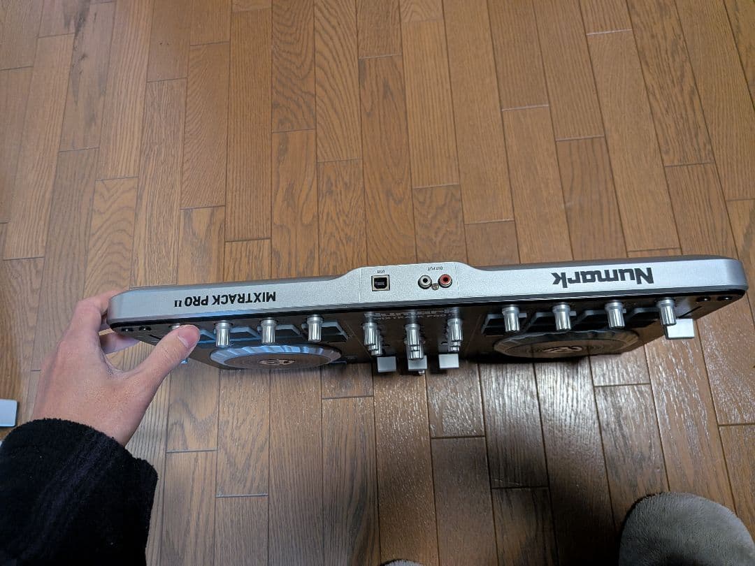 Numark Mixtrack Pro II　（キャリングバッグ付き）