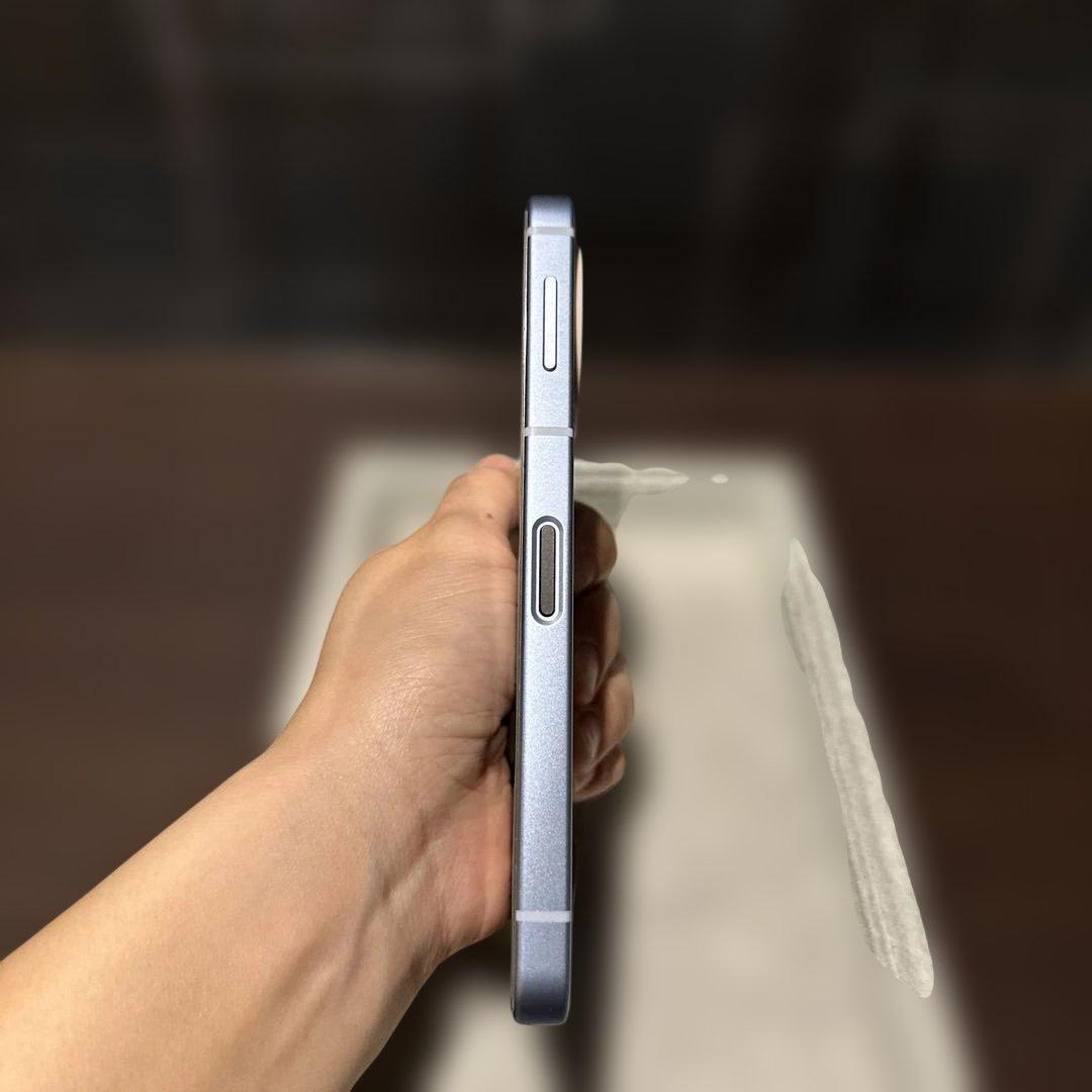 【美品】AQUOS sense9 128GB ブルー