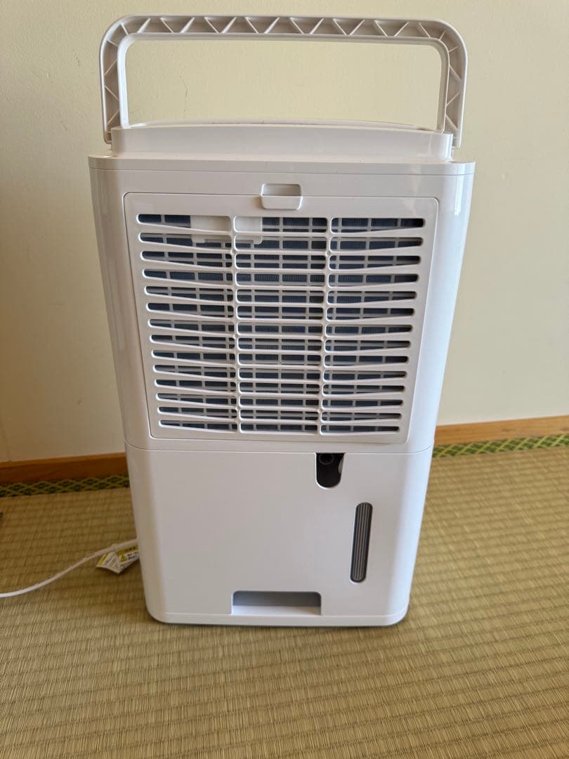 衣類乾燥除湿機 コンプレッサー式 11.4L/日 部屋干し 除湿 パワフル