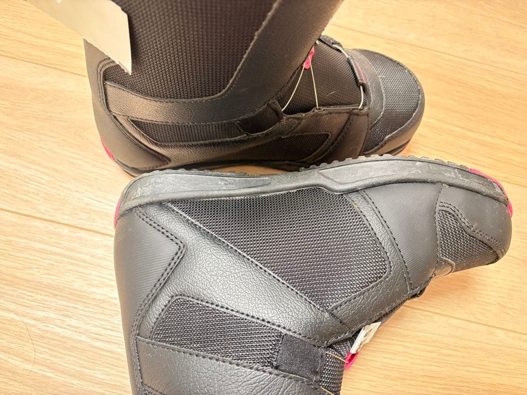 Flow 女性用スノーボードブーツ 25.5cm ブラック/ピンク