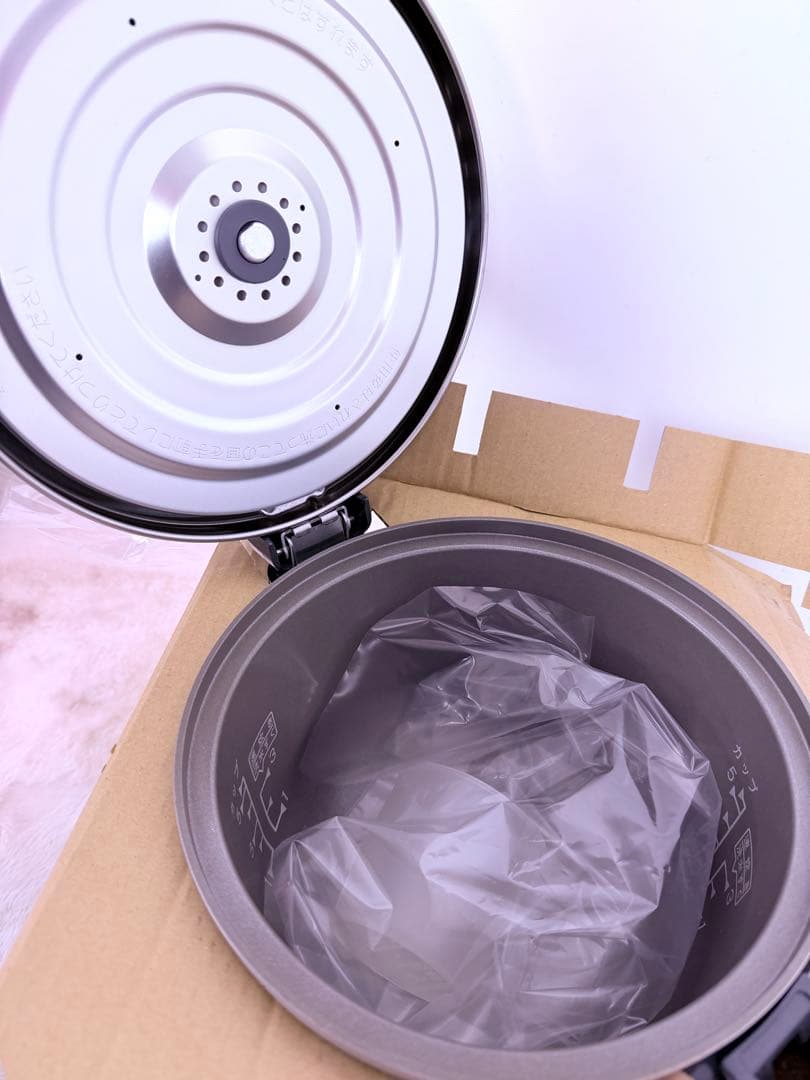 未使用新品♪Rinnaiこがまる RR-055GS 都市ガス用ガス炊飯器5合炊き