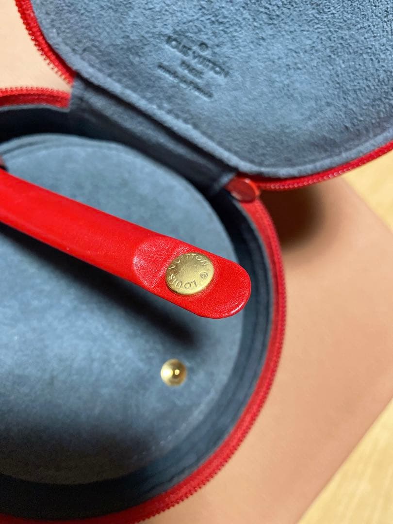 ルイヴィトン LV ジュエリーケース アクセサリーケース ポーチ エピ レッド