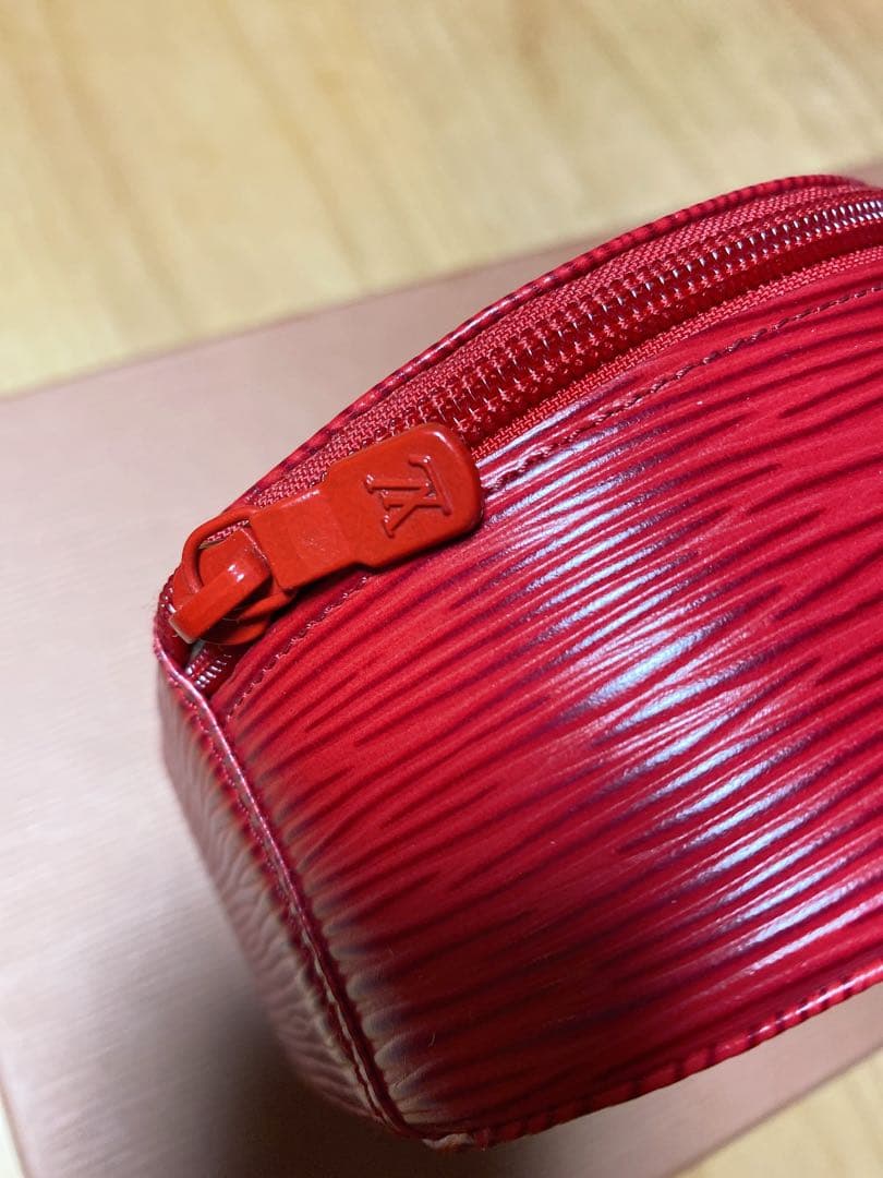 ルイヴィトン LV ジュエリーケース アクセサリーケース ポーチ エピ レッド