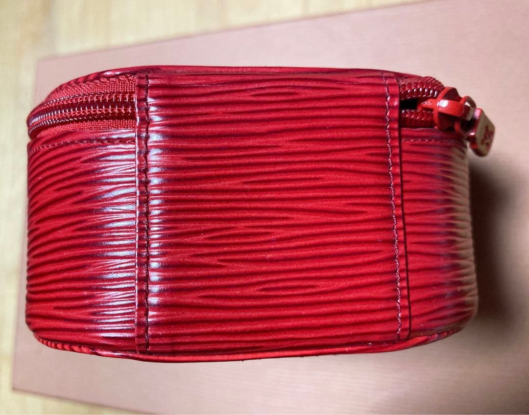 ルイヴィトン LV ジュエリーケース アクセサリーケース ポーチ エピ レッド