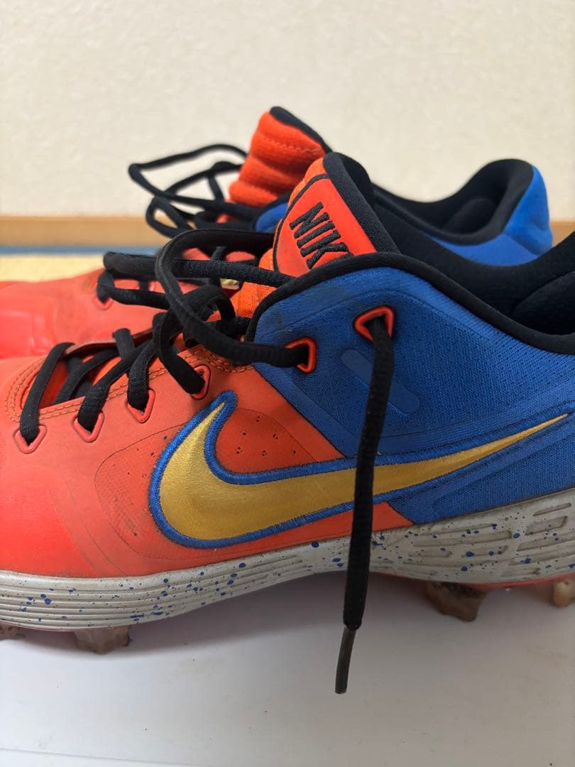 Nike スパイクシューズ オレンジ/ブルー