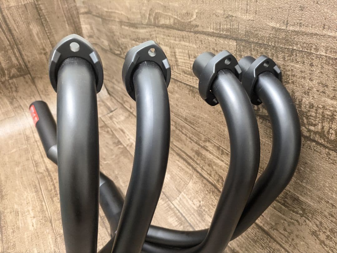 CB400F/350F ショート管マフラー黒　ステッカー付き送　料込み