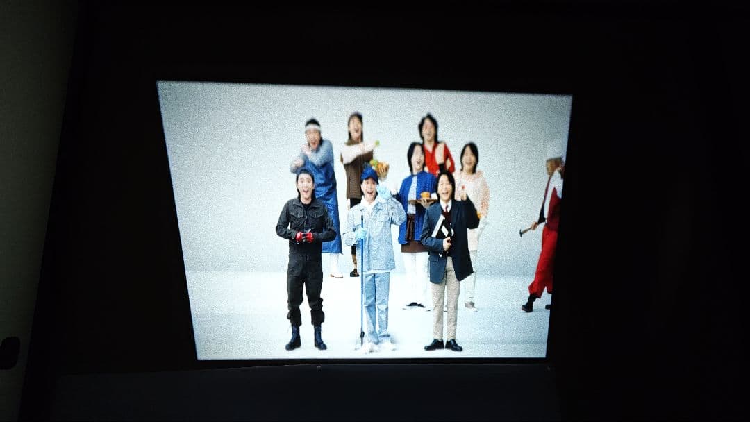 Yaberプロジェクター V12美品 Netflix公式完全密閉防塵設計