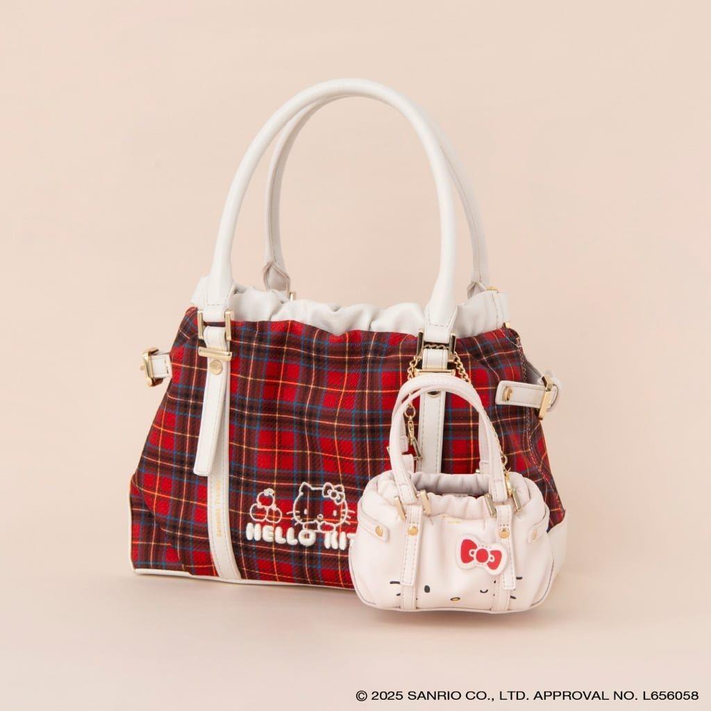 全国完売！サマンサタバサ【ハローキティちゃん】ミニミニバッグチャーム　ホワイト