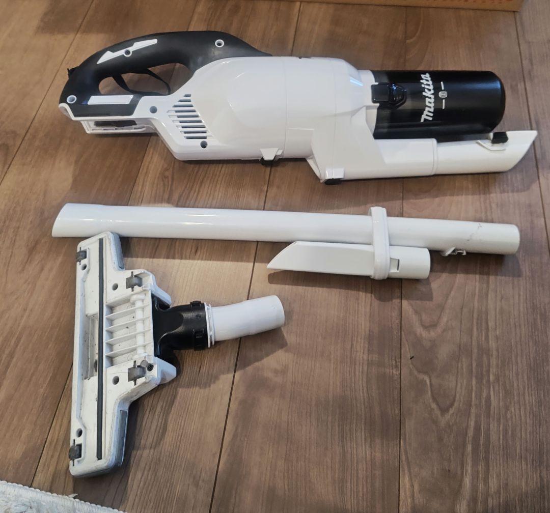 Makita 　マキタ　充電式スティッククリーナー CL286FDZW　ジャンク