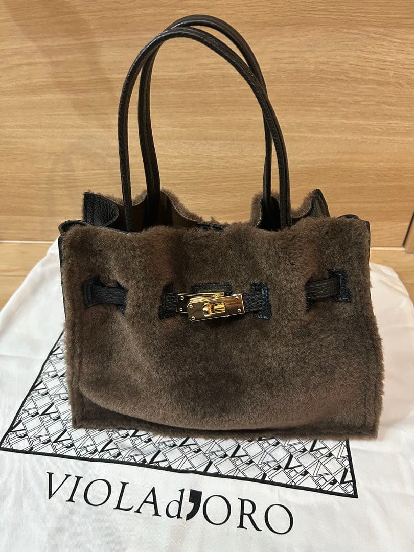VIOLA d'ORO ヴィオラドーロ ショルダーバッグ ブラウン ファー