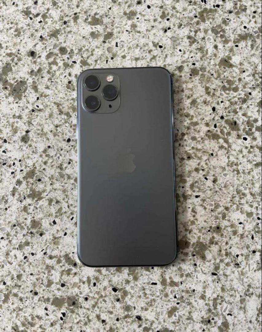 美品 iPhone 11 Pro スペースグレイ 256GB SIMフリー