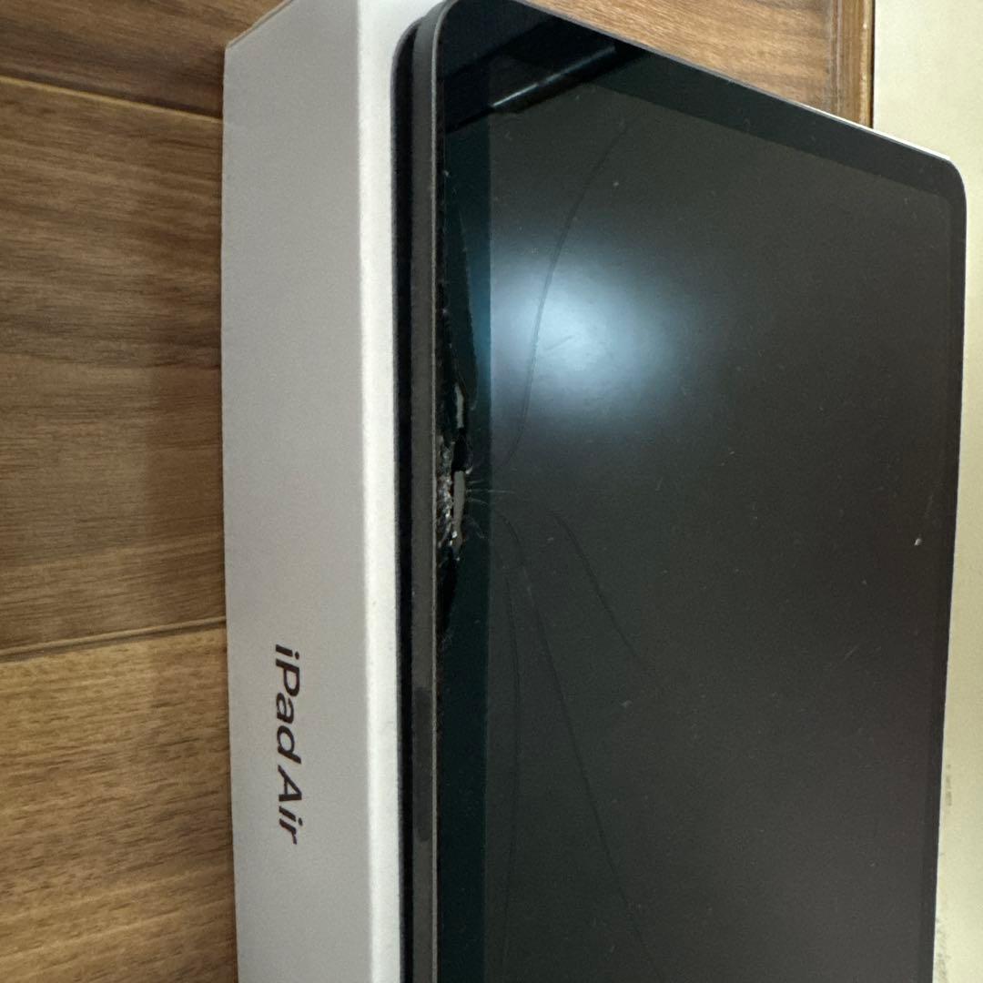 Apple iPad air4 スペースグレー　ジャンク品
