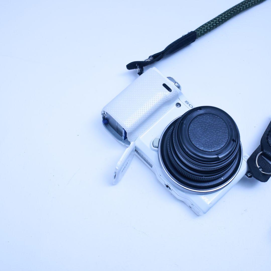 SONY NEX-5T ボディ　単焦点レンズ　バッテリー充電器