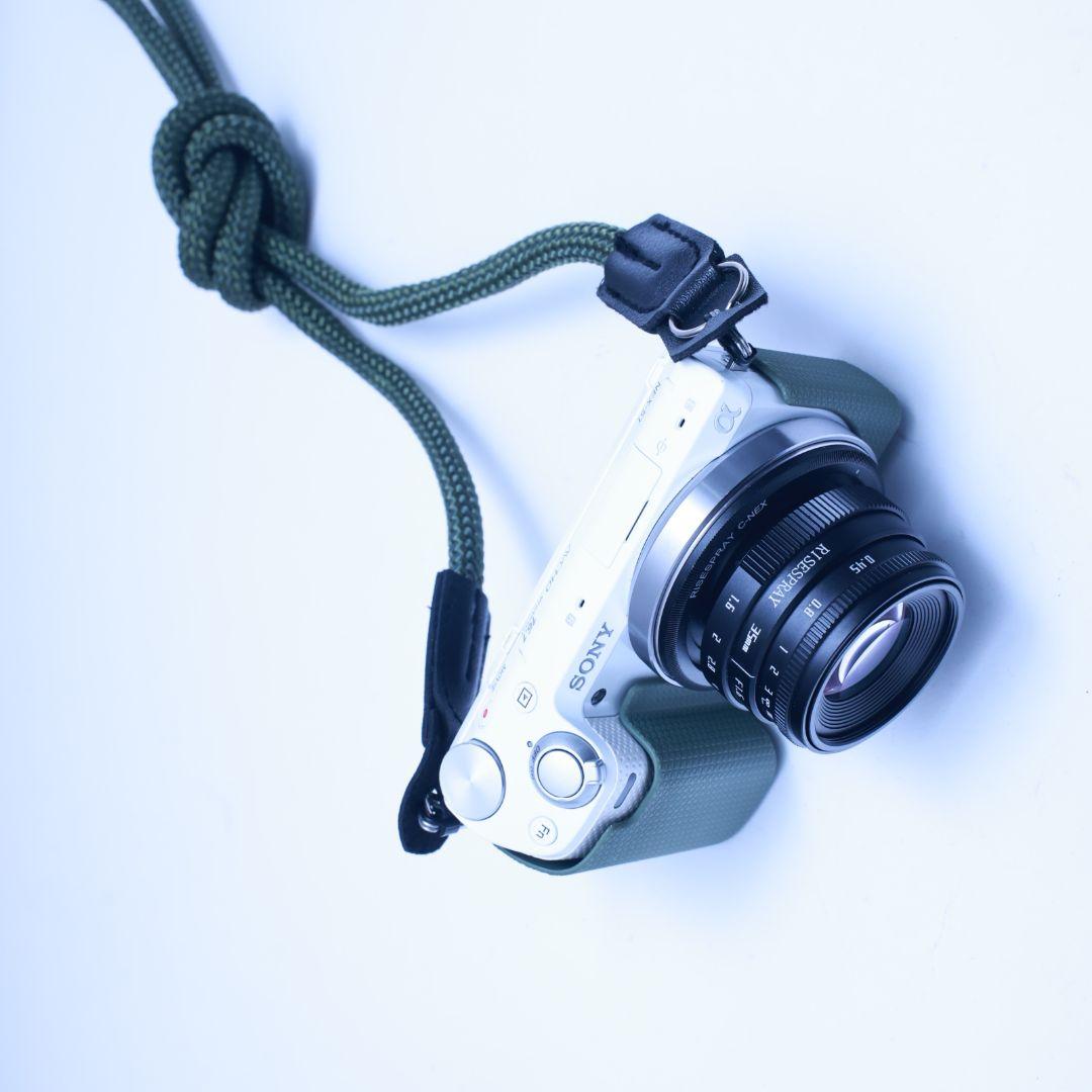 SONY NEX-5T ボディ　単焦点レンズ　バッテリー充電器