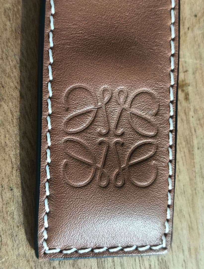 LOEWE ロエベ スラップブレスレット スモール（カーフ）　タン