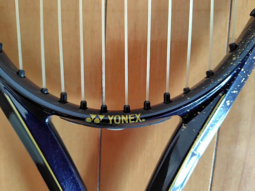 YONEX カーボネックス クラウン　UXL1