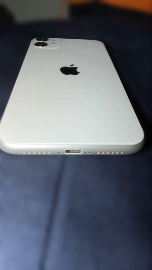 iPhone11 256GB ホワイト バッテリー100% SIMフリー