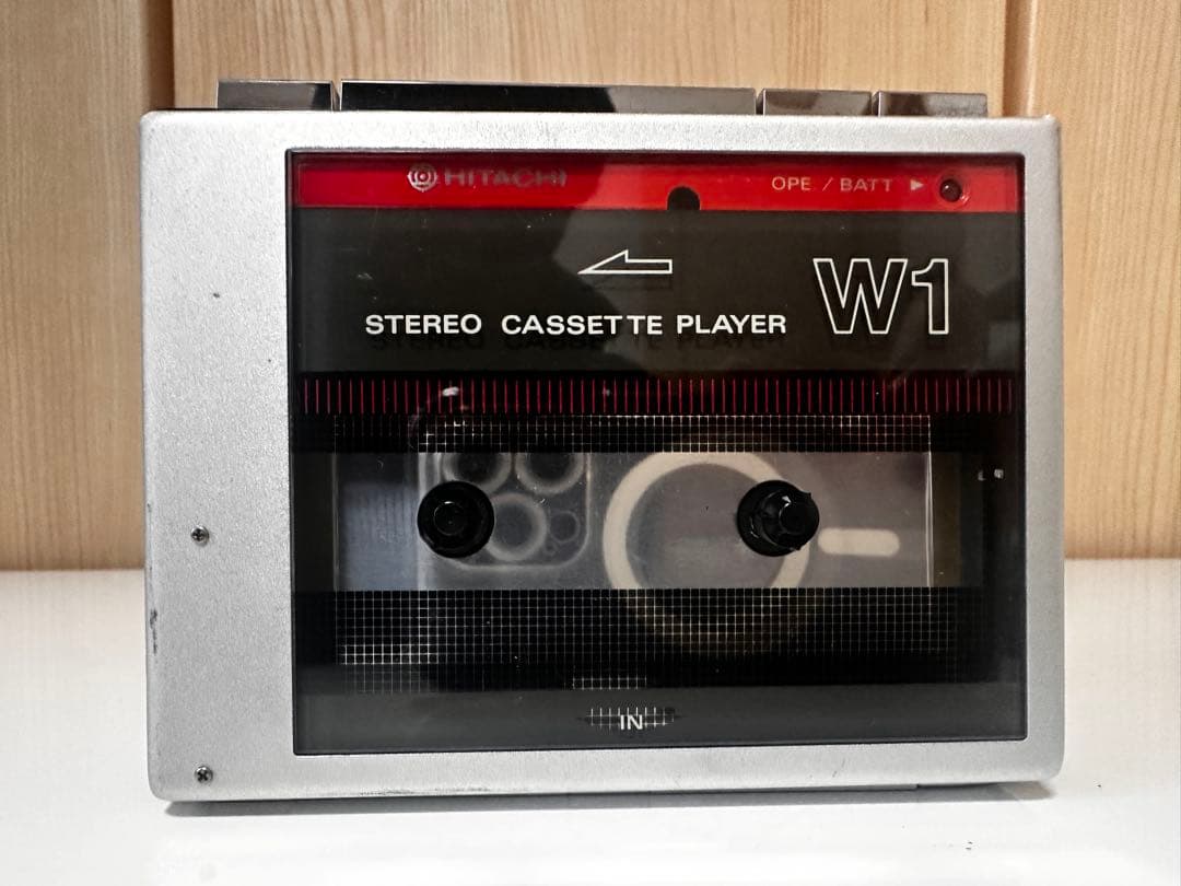 HITACHI ステレオカセットプレーヤー CP-W1 外観良好 ジャンク