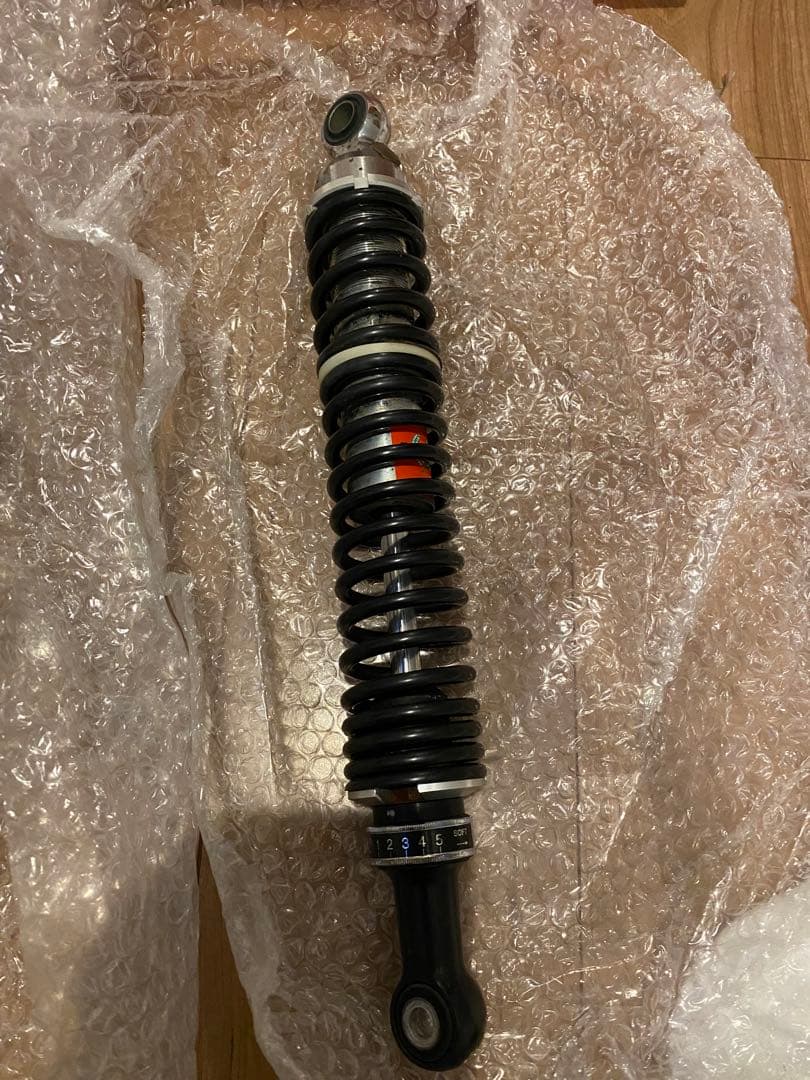 ピアジオmp3社外サスペンション　ビチューボ　希少