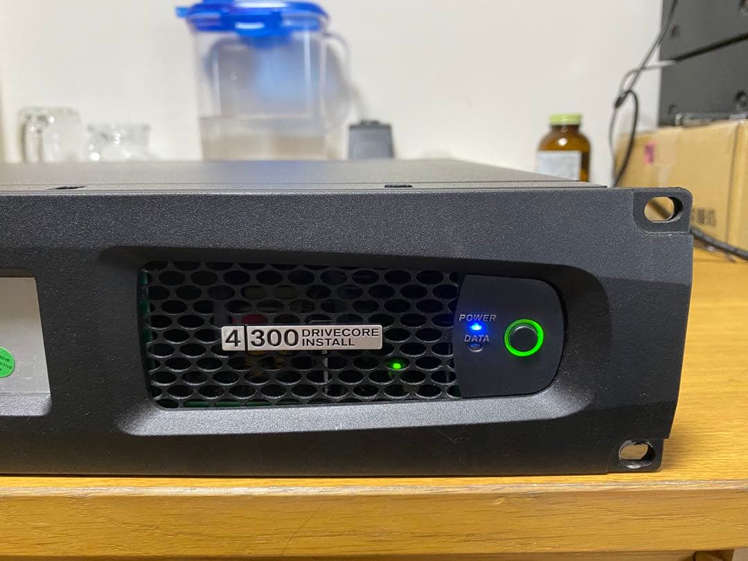 Amcron DCi4|300 パワーアンプ アムクロン オーディオ機器 中古